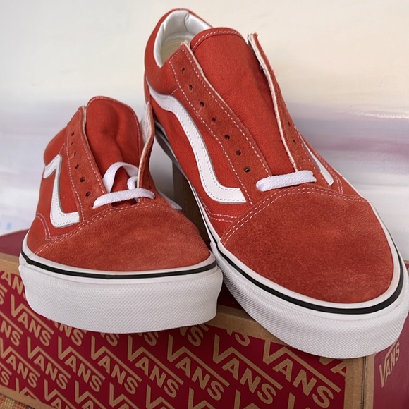 Vans Men’s Old Skool Vr3
Color Theory Burnt Ochre
VN0005UFGWP
Sneakers - Picture 6 of 16